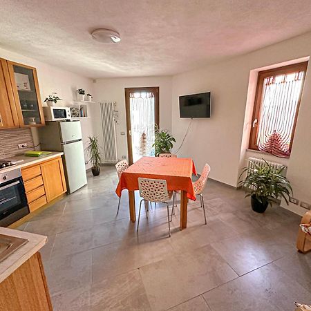 Carlazzo Casa Di Arielヴィラ エクステリア 写真